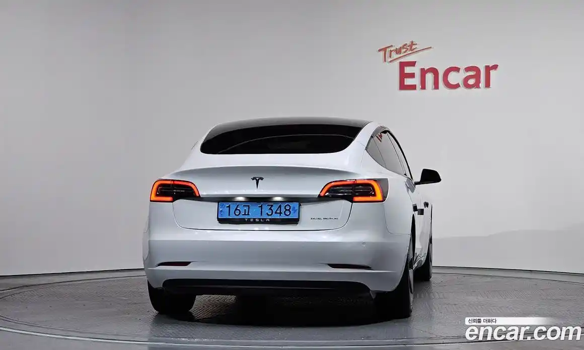 Tesla Model 3 2022 0.2 гидро в Москве № 231884, фото 4