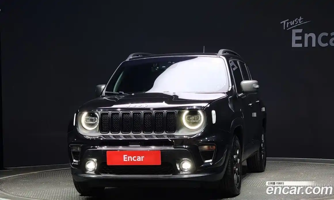 Jeep Renegade 2020 1.6 гидро в Москве № 232436, фото 3