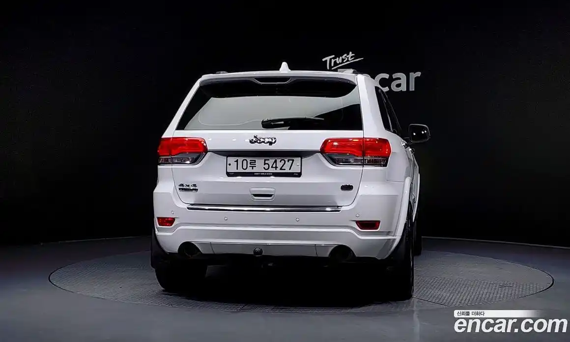 Jeep Cherokee 2016 3.0 гидро в Москве № 239337, фото 4