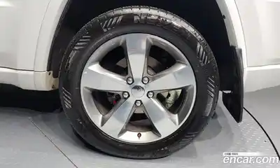Jeep Cherokee 2016 3.0 гидро в Москве № 239337, миниатюра 5