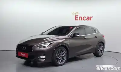 Infiniti Q30, 2017