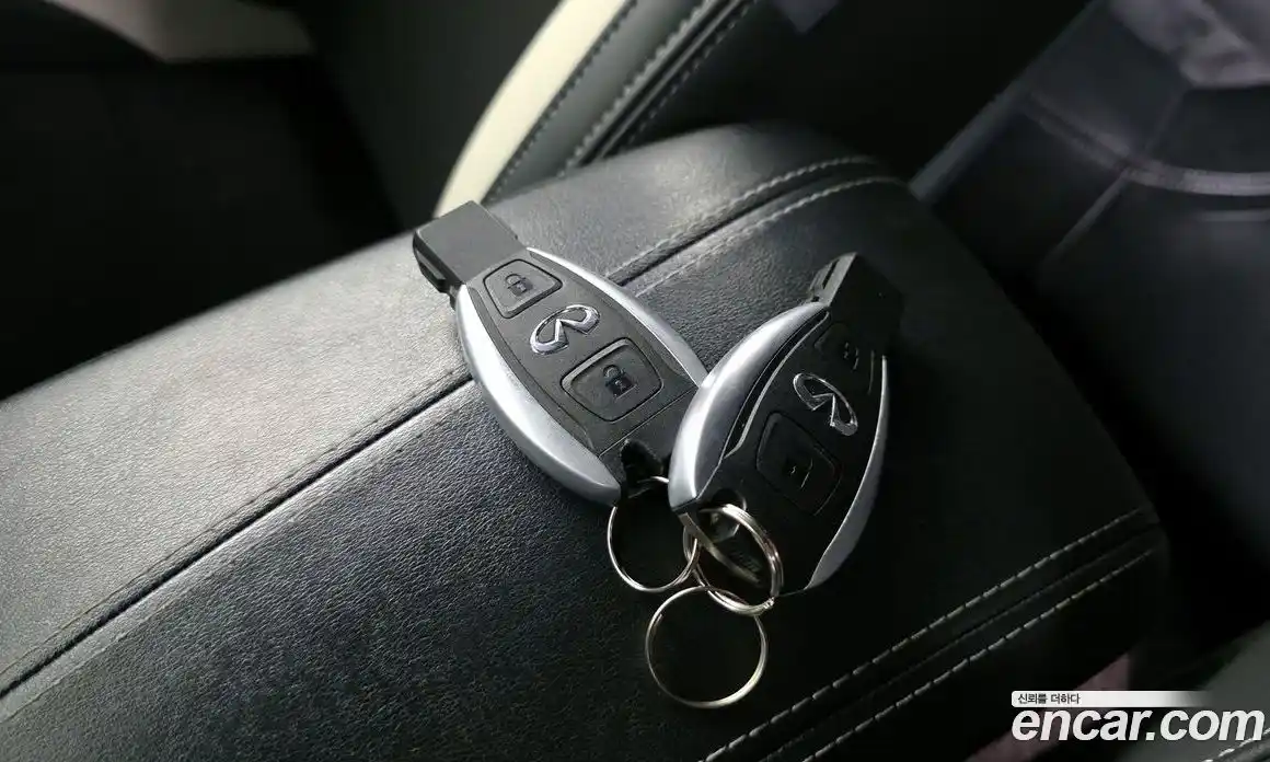 Infiniti Q30 2017 2.0 гидро в Москве № 247083, фото 19