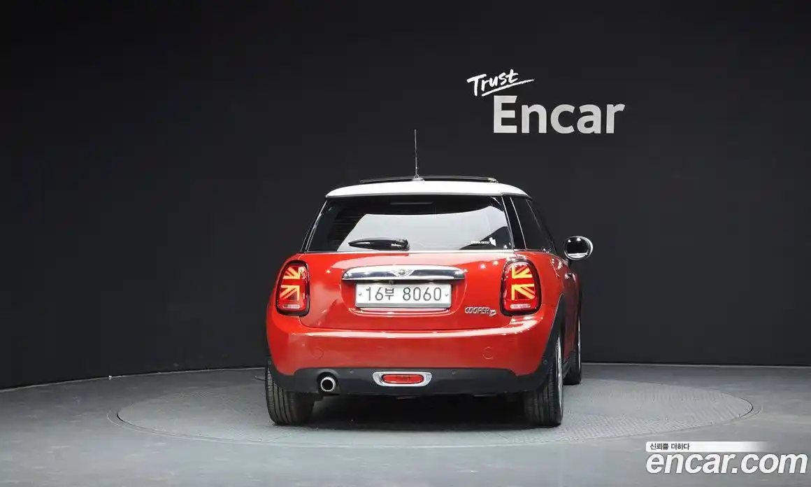 Mini Cooper 2014 1.5 гидро в Москве № 253469, фото 4