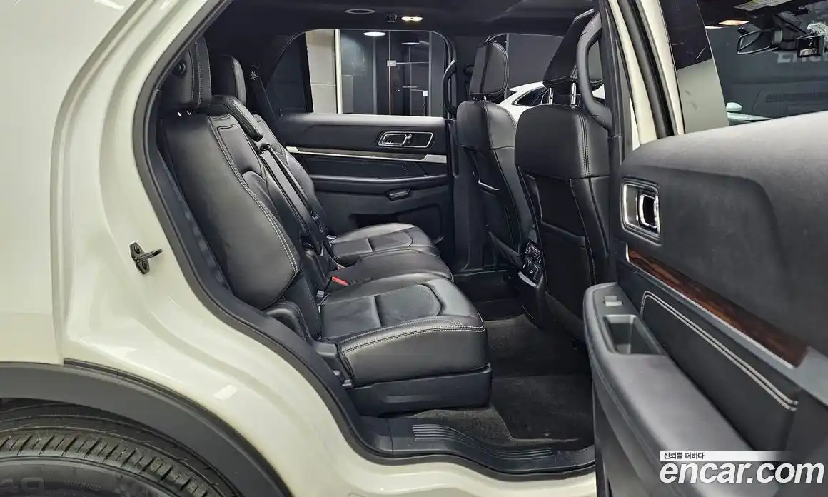 Ford Explorer 2018 2.3 гидро в Москве № 255566, фото 12
