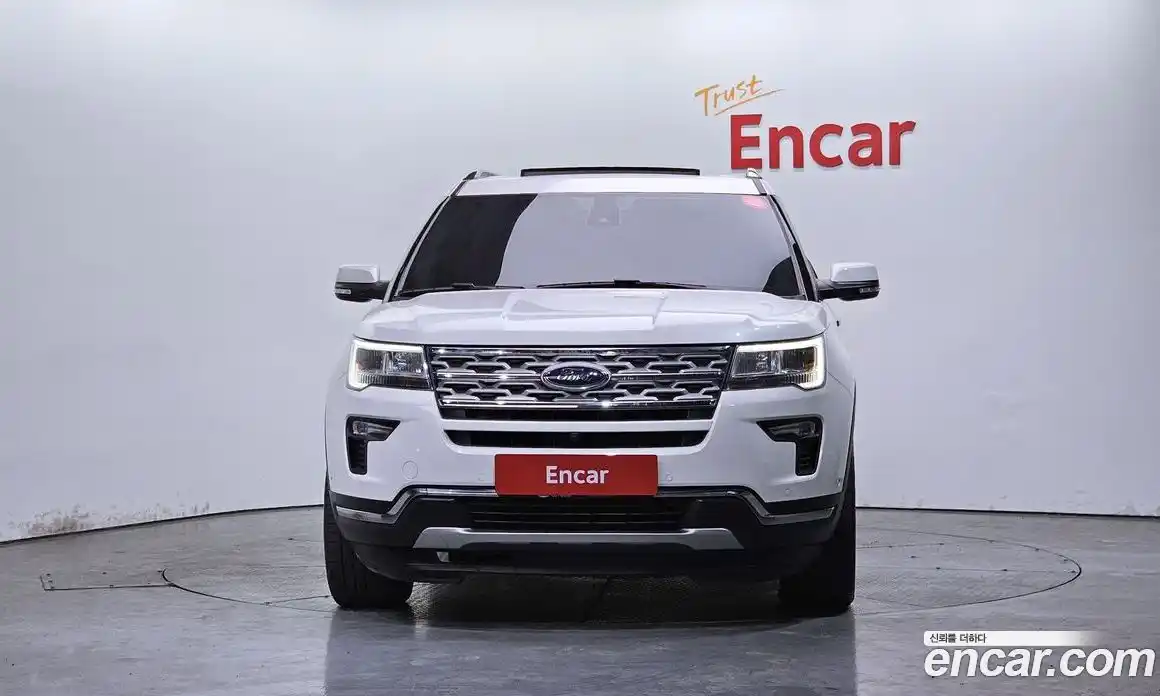 Ford Explorer 2018 2.3 гидро в Москве № 255566, фото 3
