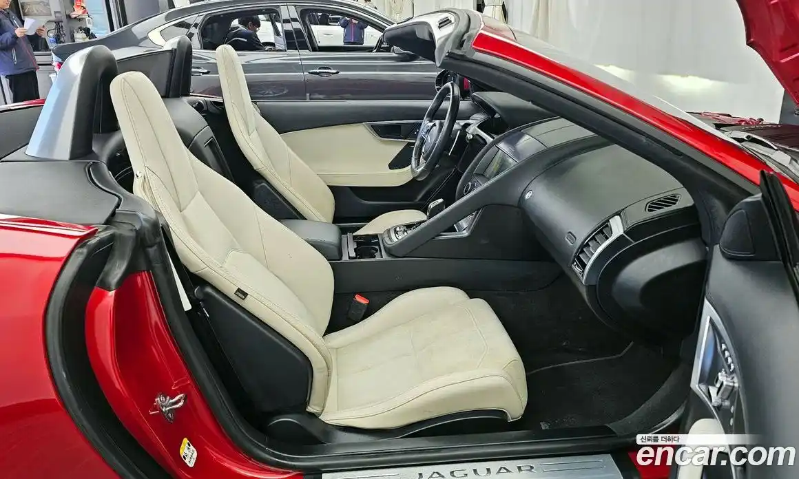 Jaguar F-Type 2021 2.0 гидро в Москве № 256061, фото 11