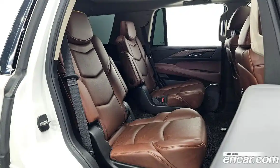 Cadillac Escalade 2018 6.2 гидро в Москве № 256471, фото 11