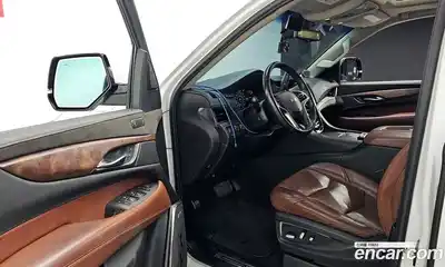 Cadillac Escalade 2018 6.2 гидро в Москве № 256471, миниатюра 12