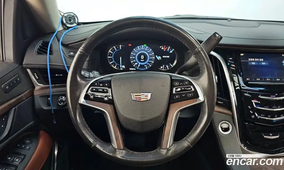 Cadillac Escalade 2018 6.2 гидро в Москве № 256471, фото 13