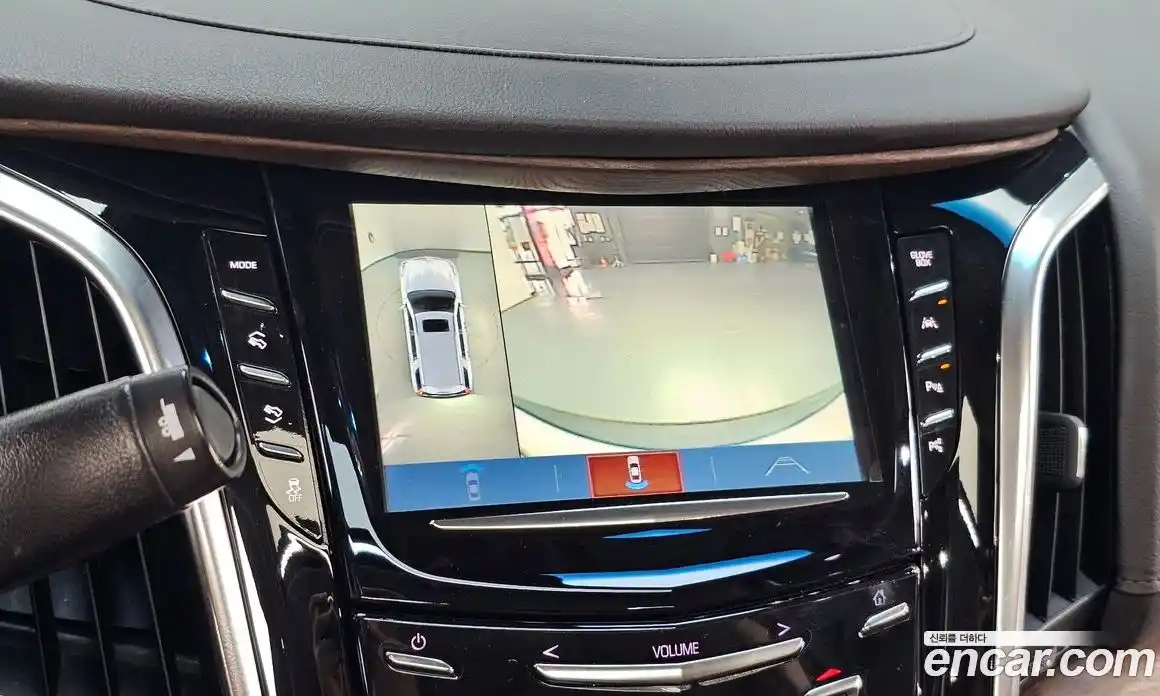 Cadillac Escalade 2018 6.2 гидро в Москве № 256471, фото 16
