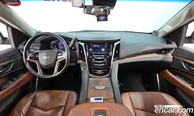 Cadillac Escalade 2018 6.2 гидро в Москве № 256471, миниатюра 7