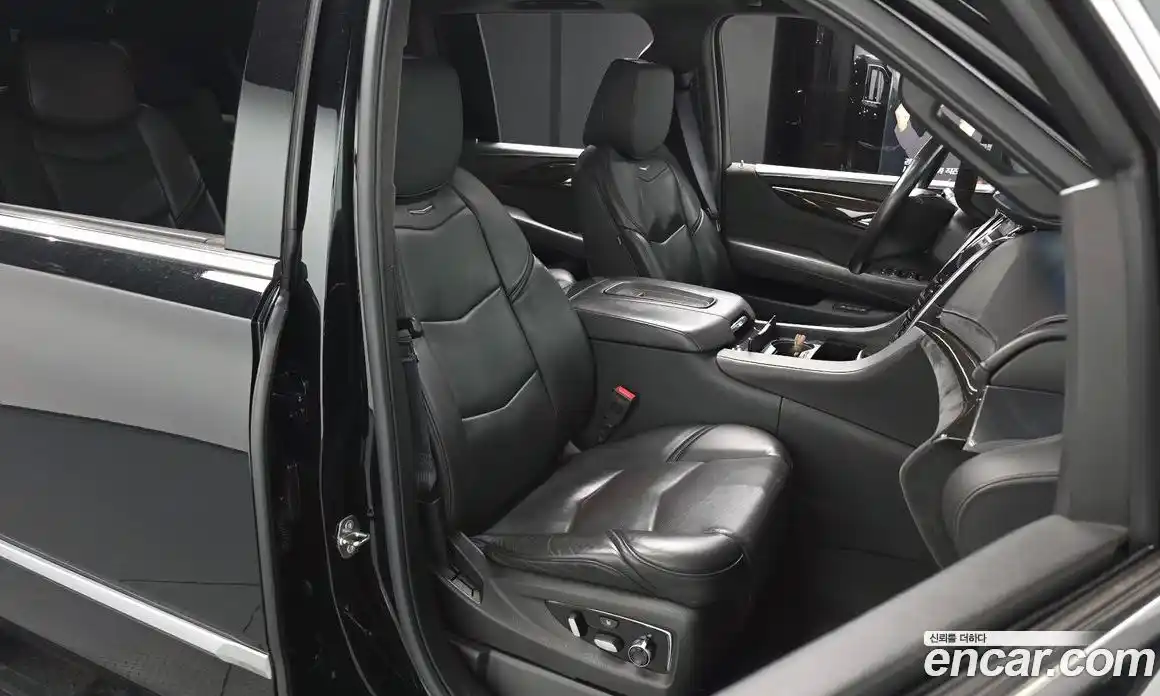 Cadillac Escalade 2016 6.2 гидро в Москве № 256478, фото 11