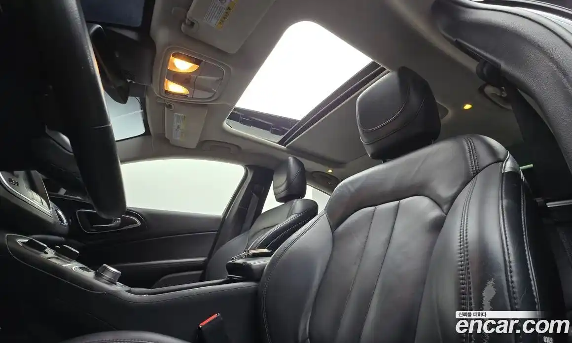 Chrysler 200 2015 2.4 гидро в Москве № 256749, фото 20