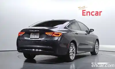 Chrysler 200 2015 2.4 гидро в Москве № 256749, миниатюра 2