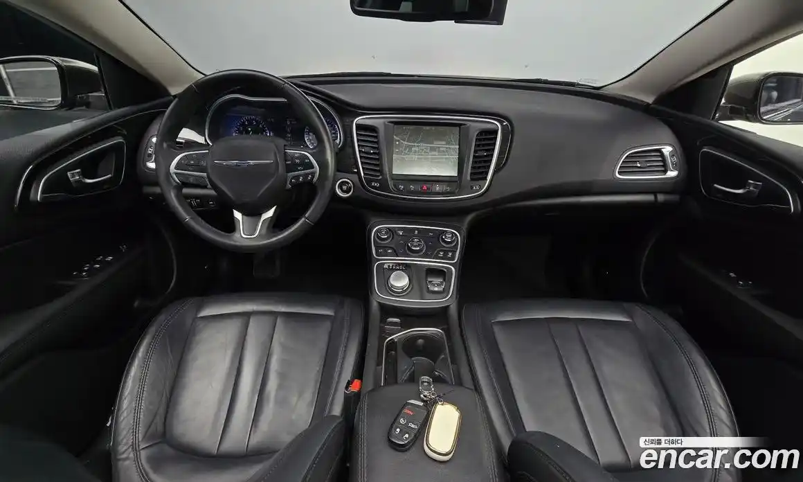 Chrysler 200 2015 2.4 гидро в Москве № 256749, фото 7