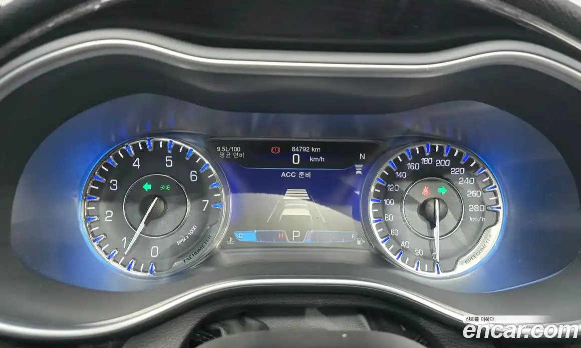 Chrysler 200 2015 2.4 гидро в Москве № 256749, фото 8