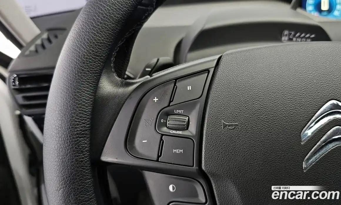 Citroen C4 Picasso 2017 1.6 гидро в Москве № 258277, фото 18