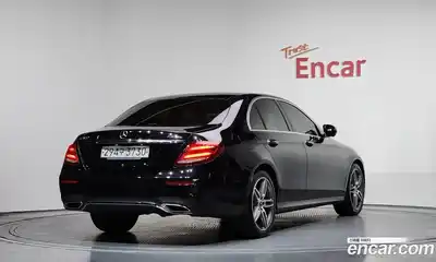 Mercedes-Benz E-Class 2020 2.0 гидро, миниатюра 2