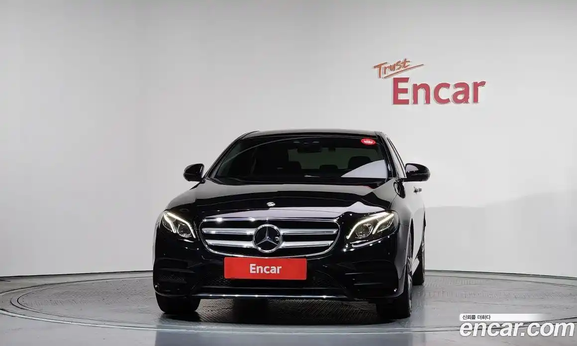 Mercedes-Benz E-Class 2020 2.0 гидро, фото 3