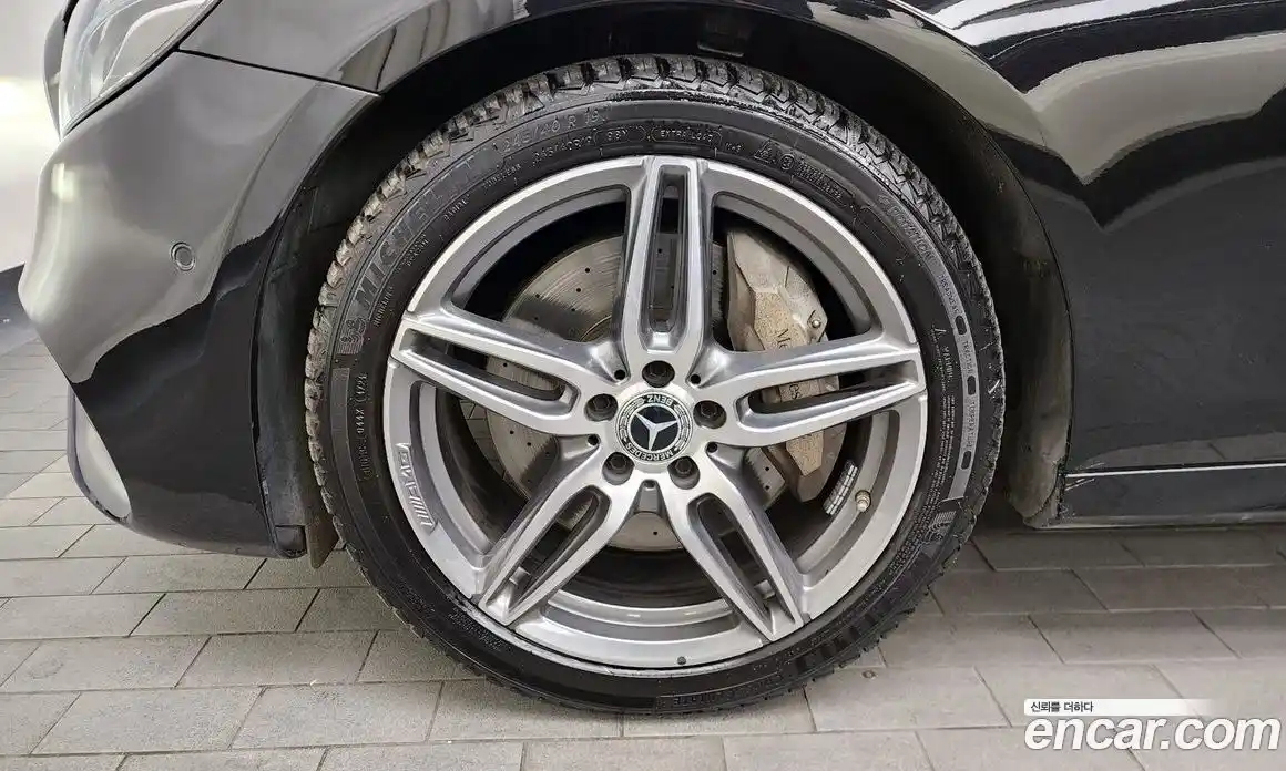 Mercedes-Benz E-Class 2020 2.0 гидро, фото 5