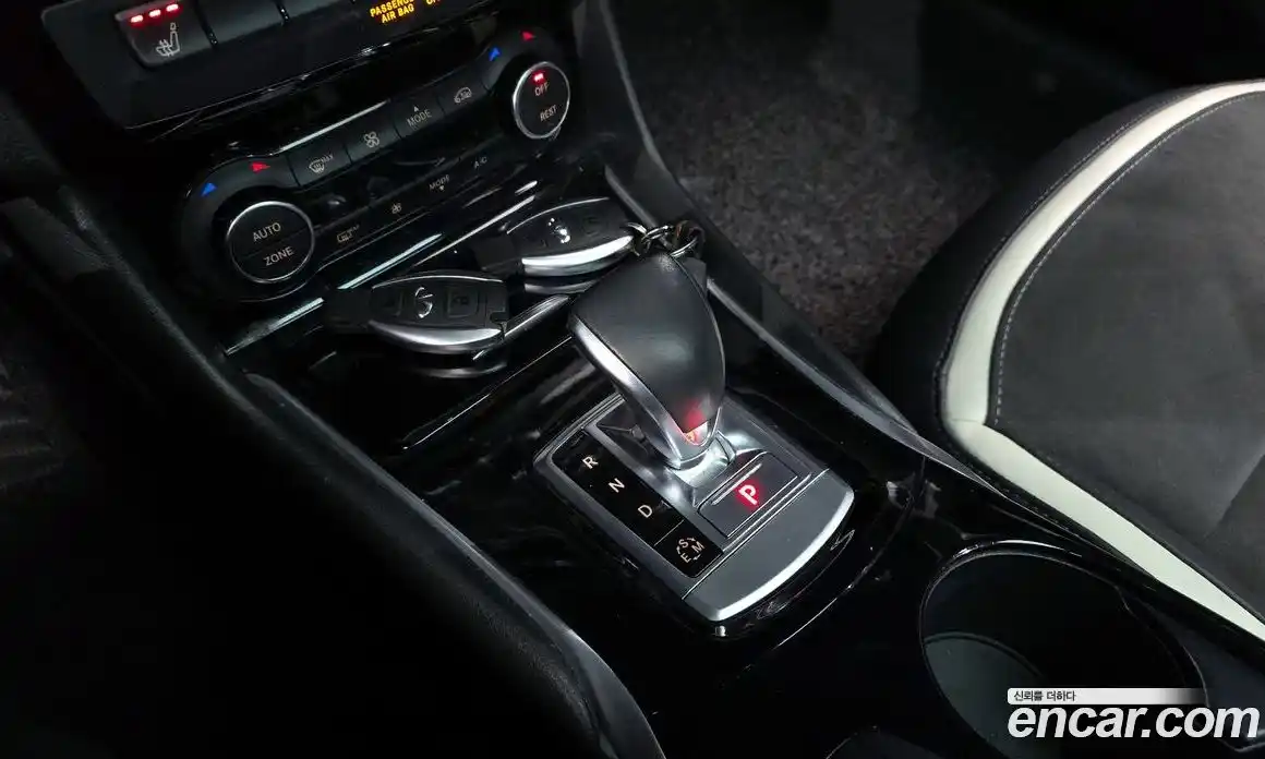 Infiniti Q30 2017 2.0 гидро в Москве № 266734, фото 9