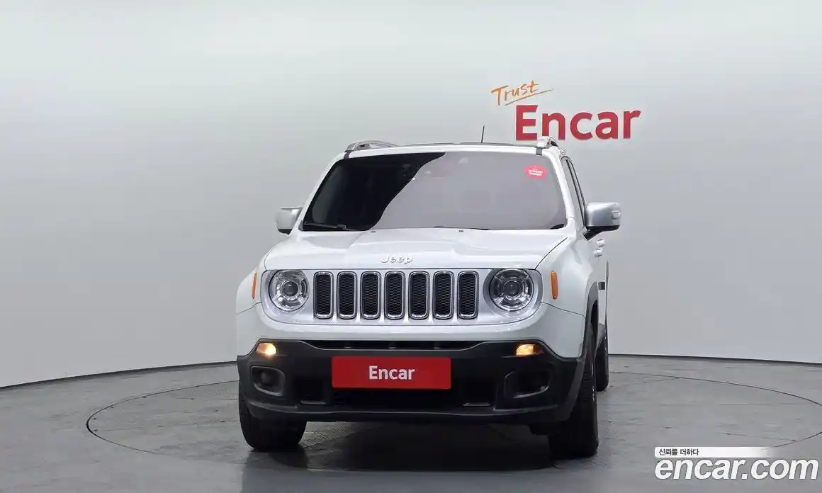 Jeep Renegade 2015 2.0 гидро в Москве № 278916, фото 3