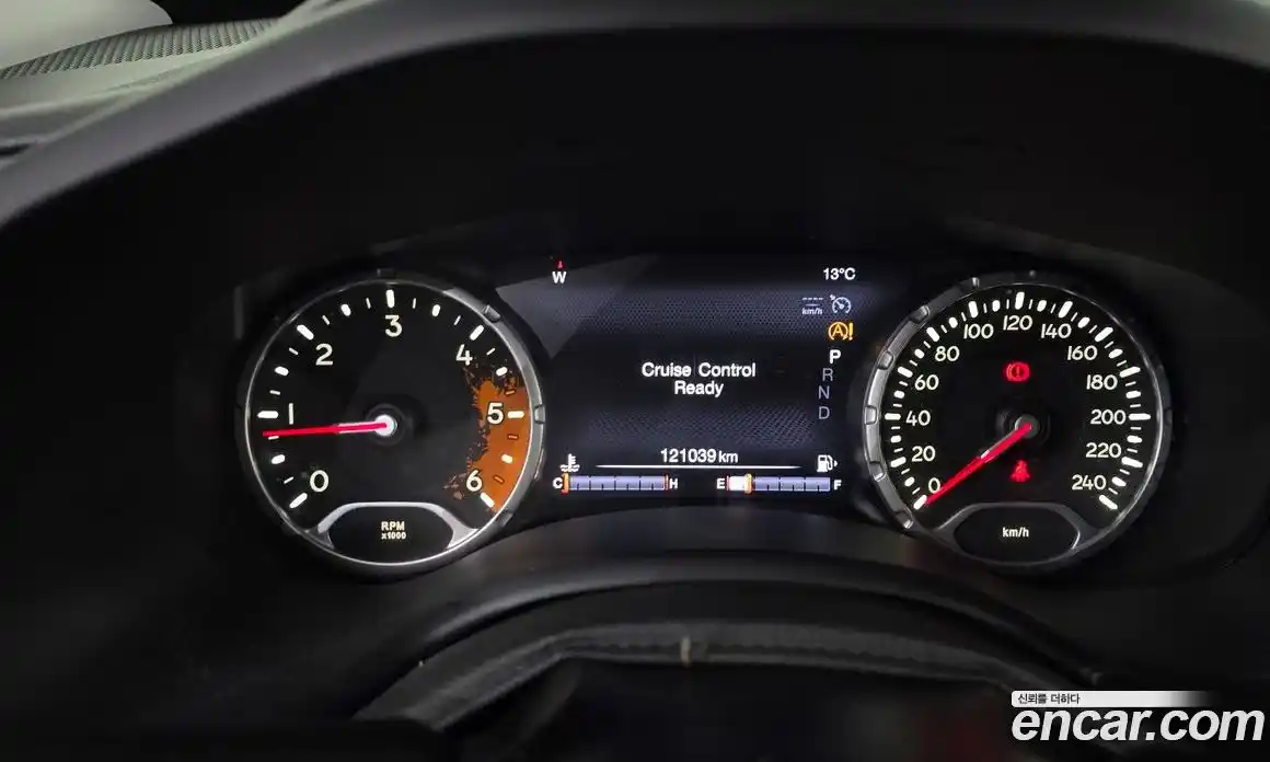 Jeep Renegade 2015 2.0 гидро в Москве № 278916, фото 8