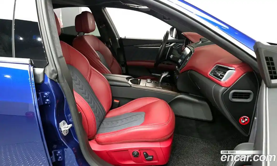 Maserati Ghibli 2021 3.0 гидро в Москве № 282731, фото 11