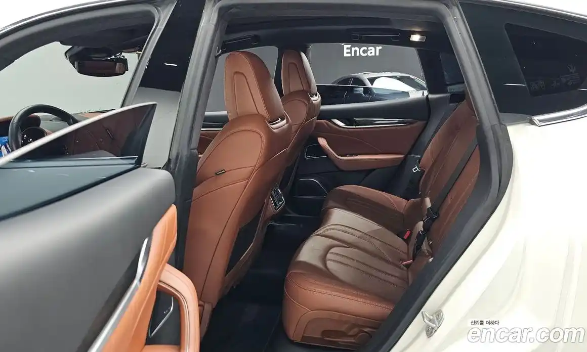 Maserati Levante 2020 3.0 гидро в Москве № 282740, фото 11