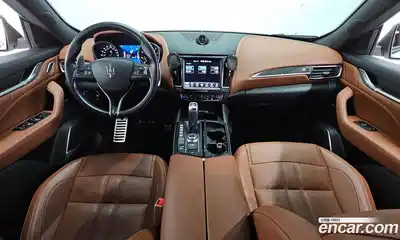 Maserati Levante 2020 3.0 гидро в Москве № 282740, миниатюра 7