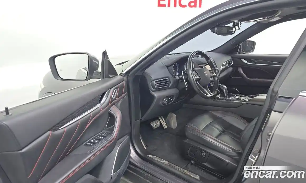 Maserati Levante 2020 3.0 гидро в Москве № 282820, фото 10