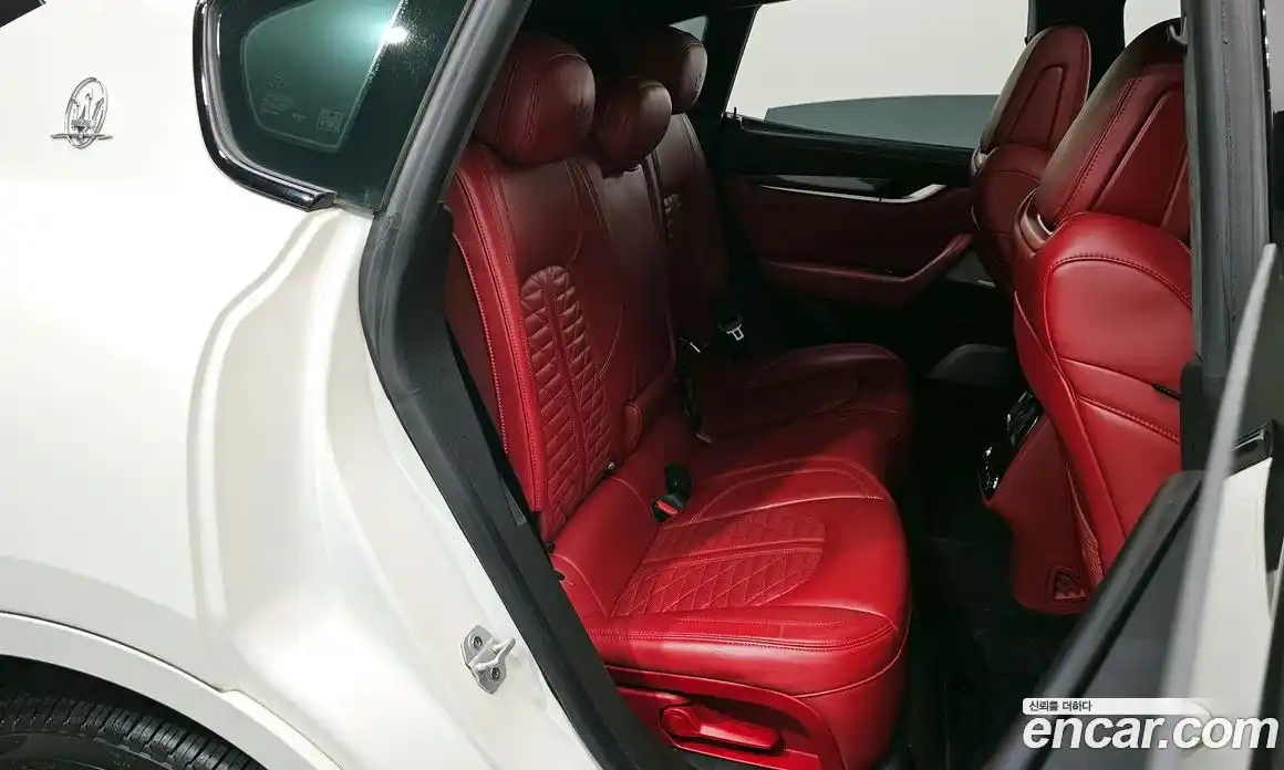 Maserati Levante 2020 3.8 гидро в Москве № 282829, фото 12