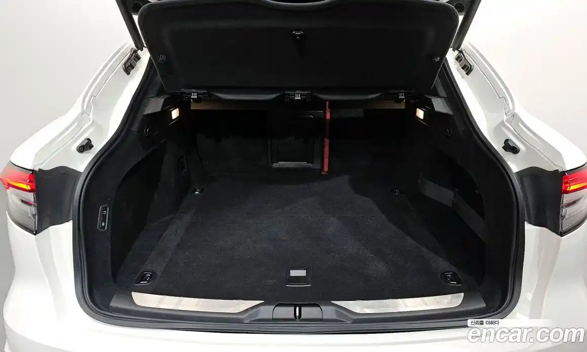 Maserati Levante 2020 3.8 гидро в Москве № 282829, фото 20