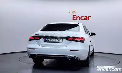 Mercedes-Benz E-Class 2021 2.0 гидро, миниатюра 4