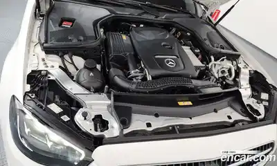 Mercedes-Benz E-Class 2021 2.0 гидро, миниатюра 6