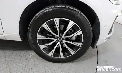Volvo XC60 2024 2.0 гидро в Москве № 293754, миниатюра 5