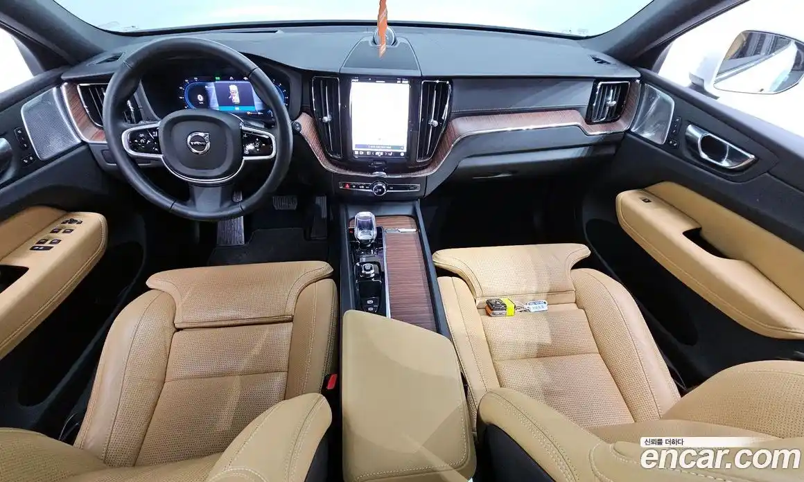 Volvo XC60 2024 2.0 гидро в Москве № 293754, фото 7