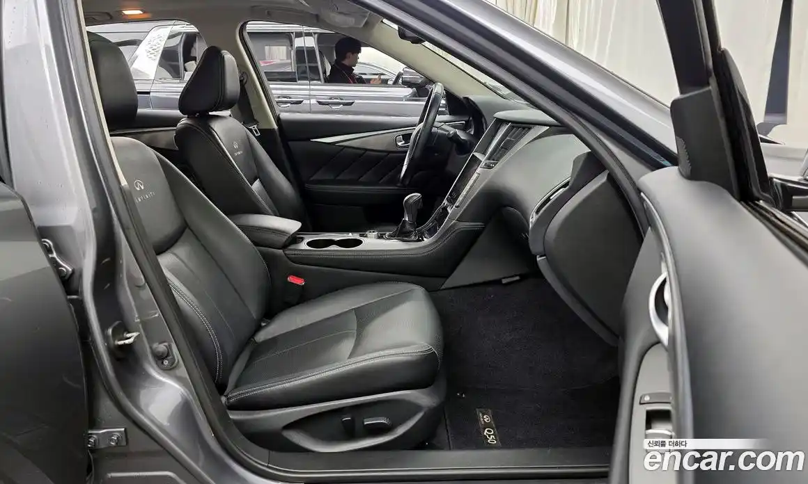 Infiniti Q50 2015 2.1 гидро в Москве № 294966, фото 11