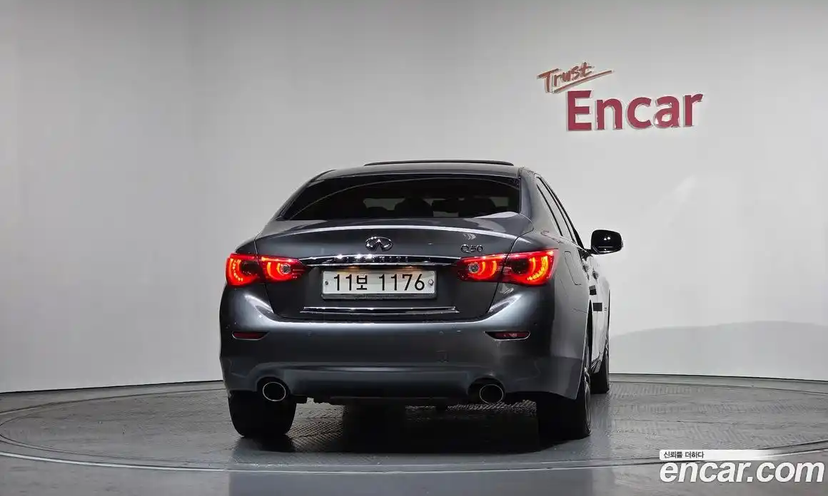 Infiniti Q50 2015 2.1 гидро в Москве № 294966, фото 4