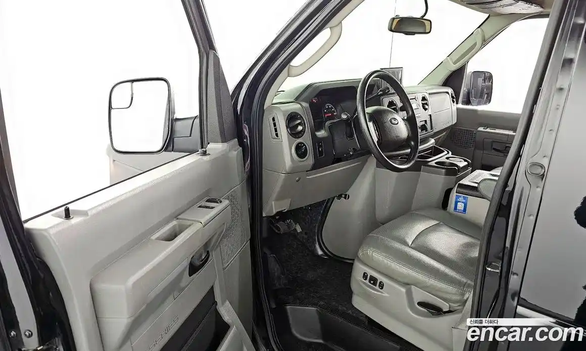 Ford E-Series 2012 5.4 гидро в Москве № 295870, фото 10