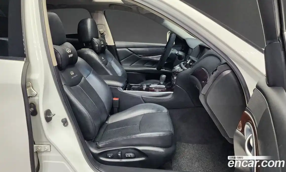 Infiniti M 2011 3.7 гидро в Москве № 295945, фото 11