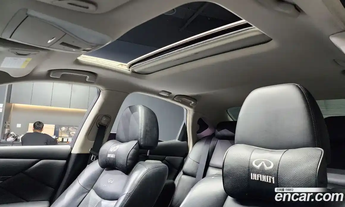 Infiniti M 2011 3.7 гидро в Москве № 295945, фото 18