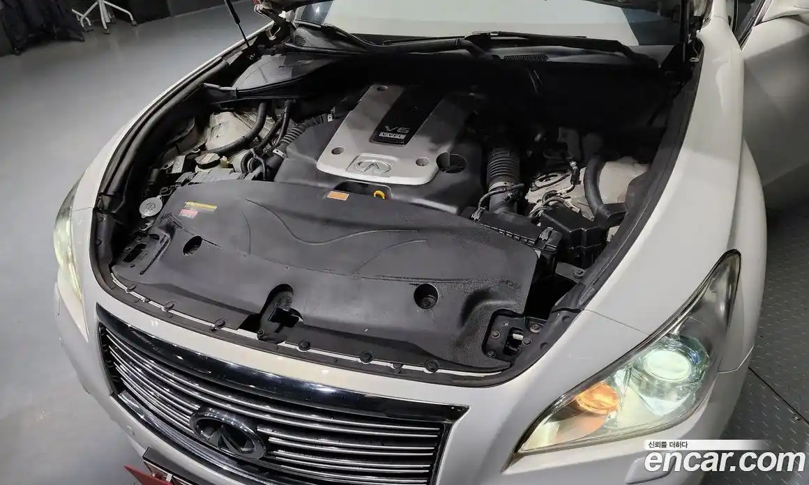 Infiniti M 2011 3.7 гидро в Москве № 295945, фото 6