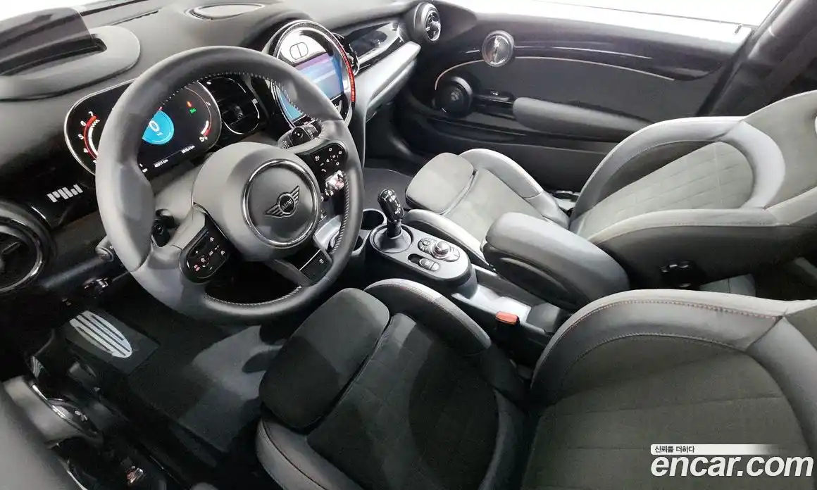 Mini Cooper 2022 2.0 гидро в Москве № 299597, фото 7
