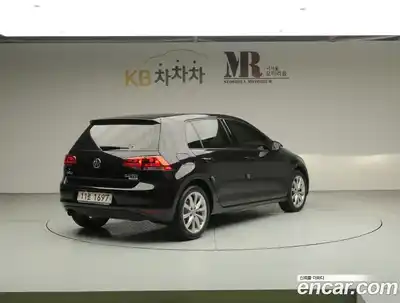 Volkswagen Golf 2015 2.0 гидро в Москве № 301804, миниатюра 2