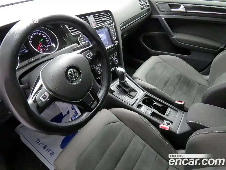 Volkswagen Golf 2015 2.0 гидро в Москве № 301804, фото 7