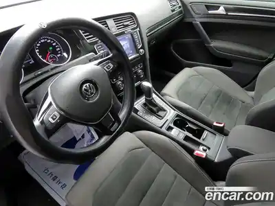 Volkswagen Golf 2015 2.0 гидро в Москве № 301804, миниатюра 7