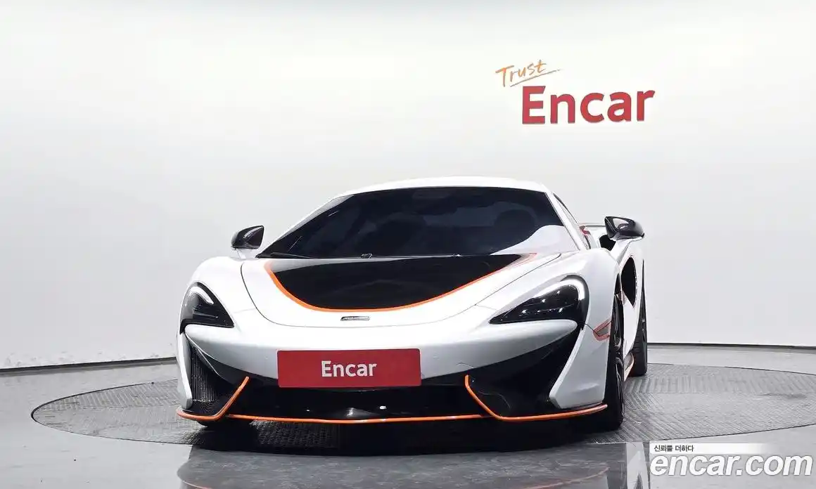 McLaren 570S 2017 3.8 гидро в Москве № 353836, фото 3