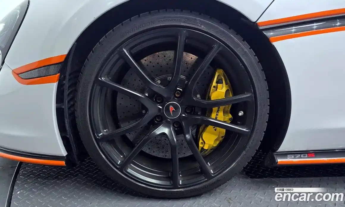 McLaren 570S 2017 3.8 гидро в Москве № 353836, фото 5