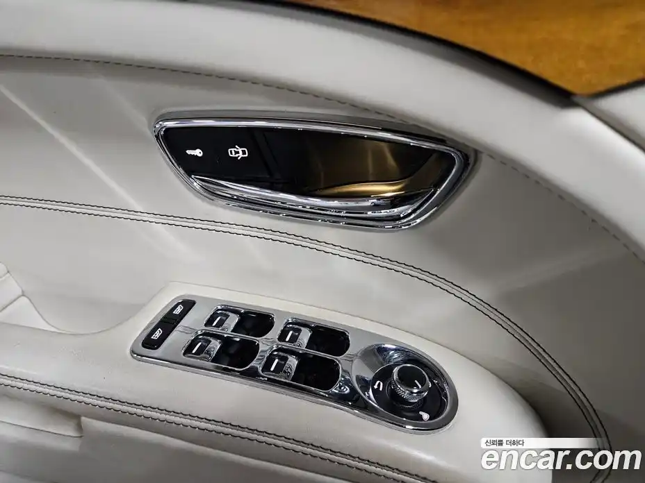 Bentley Mulsanne 2017 6.8 гидро в Москве № 387293, фото 15